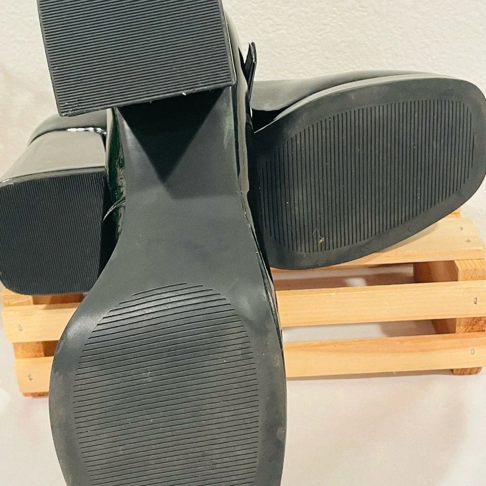 Steve Madden “Tiffane” Black Platform Mary Janes Block Heel Square Toe Shoe EUC